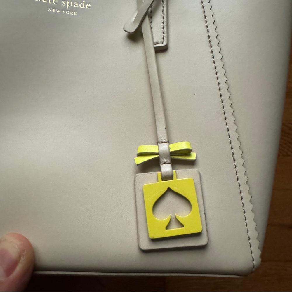 Womens Kate Spade Purse - Picture 3 of 10